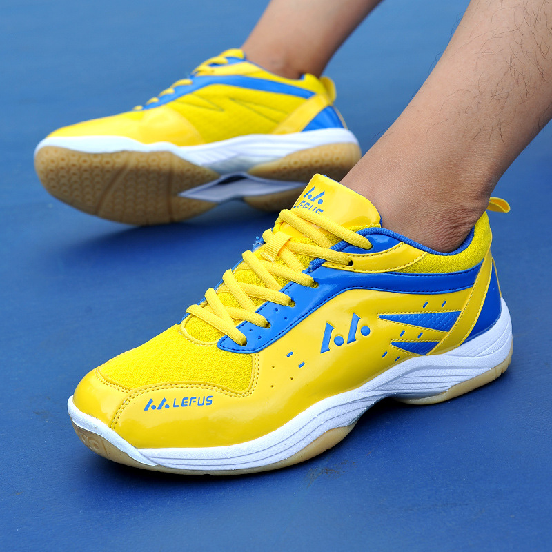 Sepatu bulu tangkis profesiona - Badminton Hall ulasan dan harga