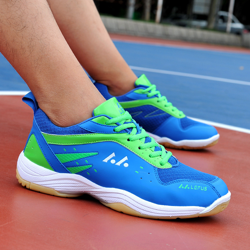 Sepatu bulu tangkis profesiona - Badminton Hall ulasan dan harga